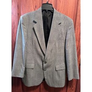 Haggar Gray Wool Plaid Blazer Two Button Closure Business Casual 45R Made In USA